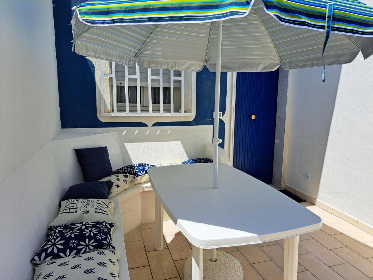 Casa Vacanze Anticaglie Punta Secca Bagian luar foto