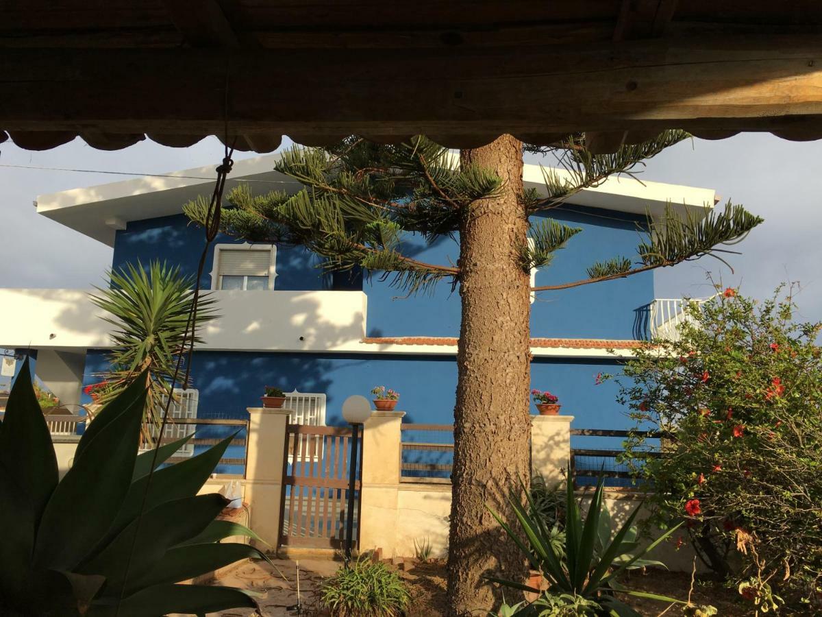Casa Vacanze Anticaglie Punta Secca Bagian luar foto
